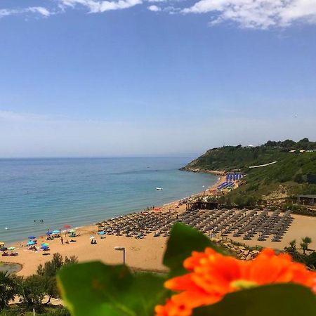 Appartamenti E Stanze Onde Blu Le Castella  Buitenkant foto