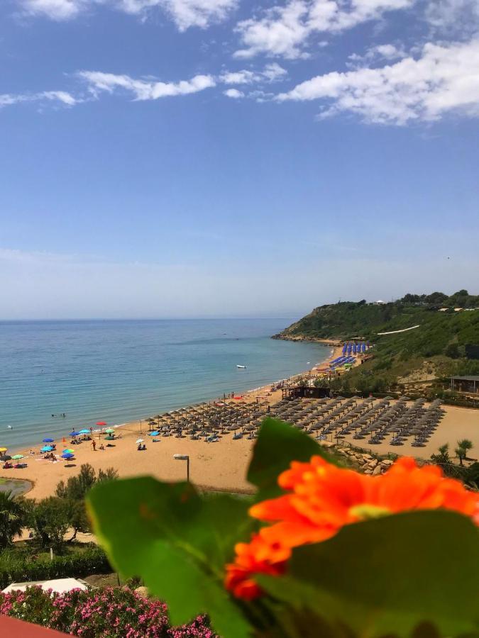 Appartamenti E Stanze Onde Blu Le Castella  Buitenkant foto